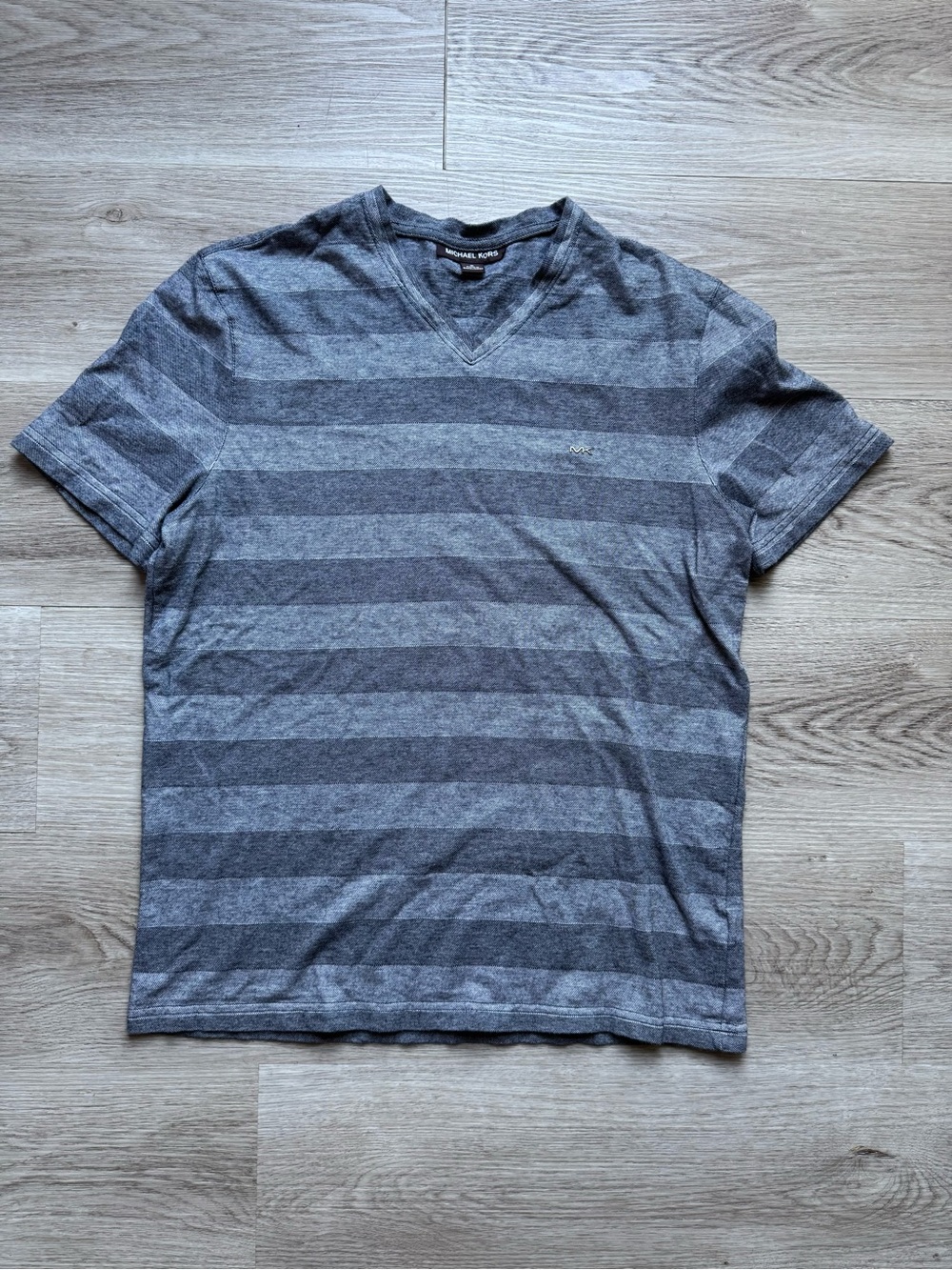 Michael Kors Shirt Men's Size Large Gray Stripe With Silver Logo On Chest